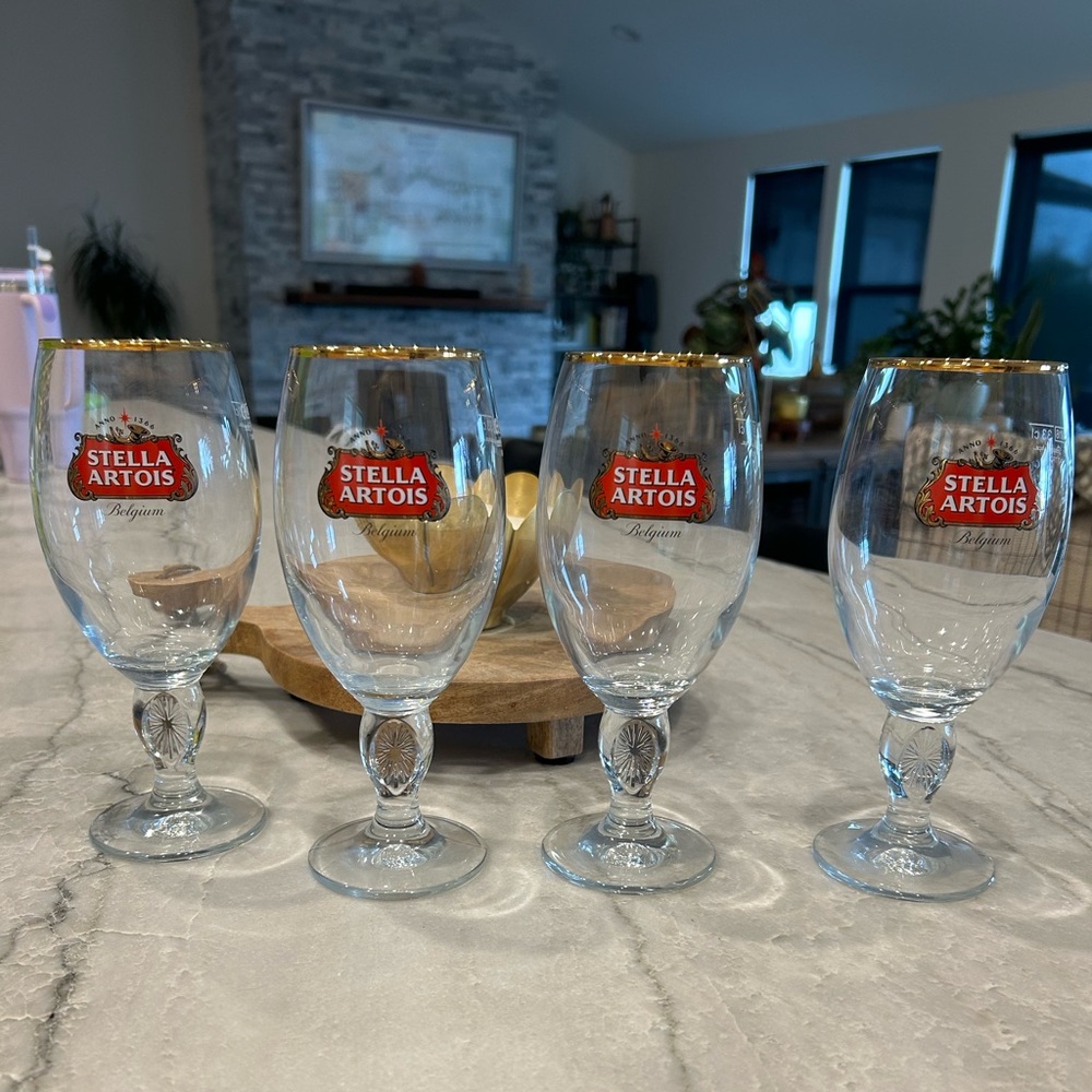 4 Stella Artois beer cups NWOT